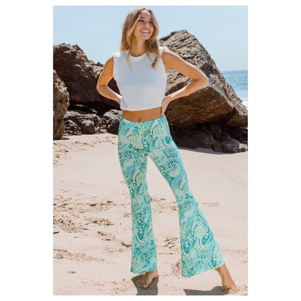 35 $20 start❤️ Pretty green paisley flare pants - Picture 5 of 6